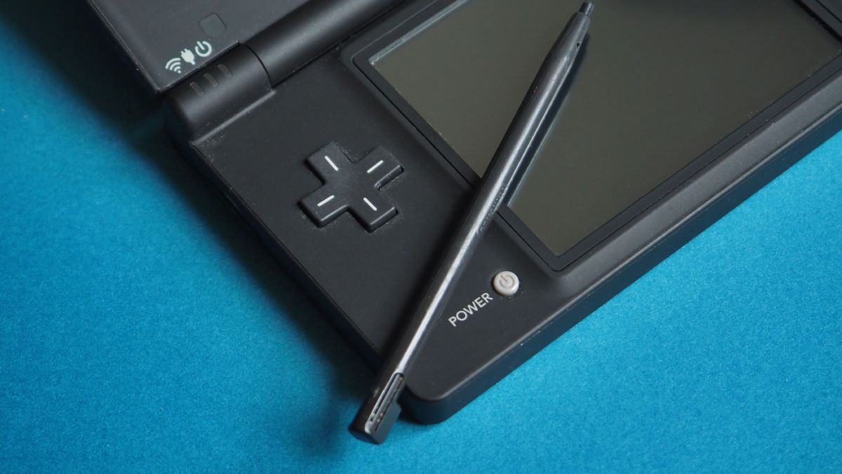 Nintendo DS Handheld Games Console